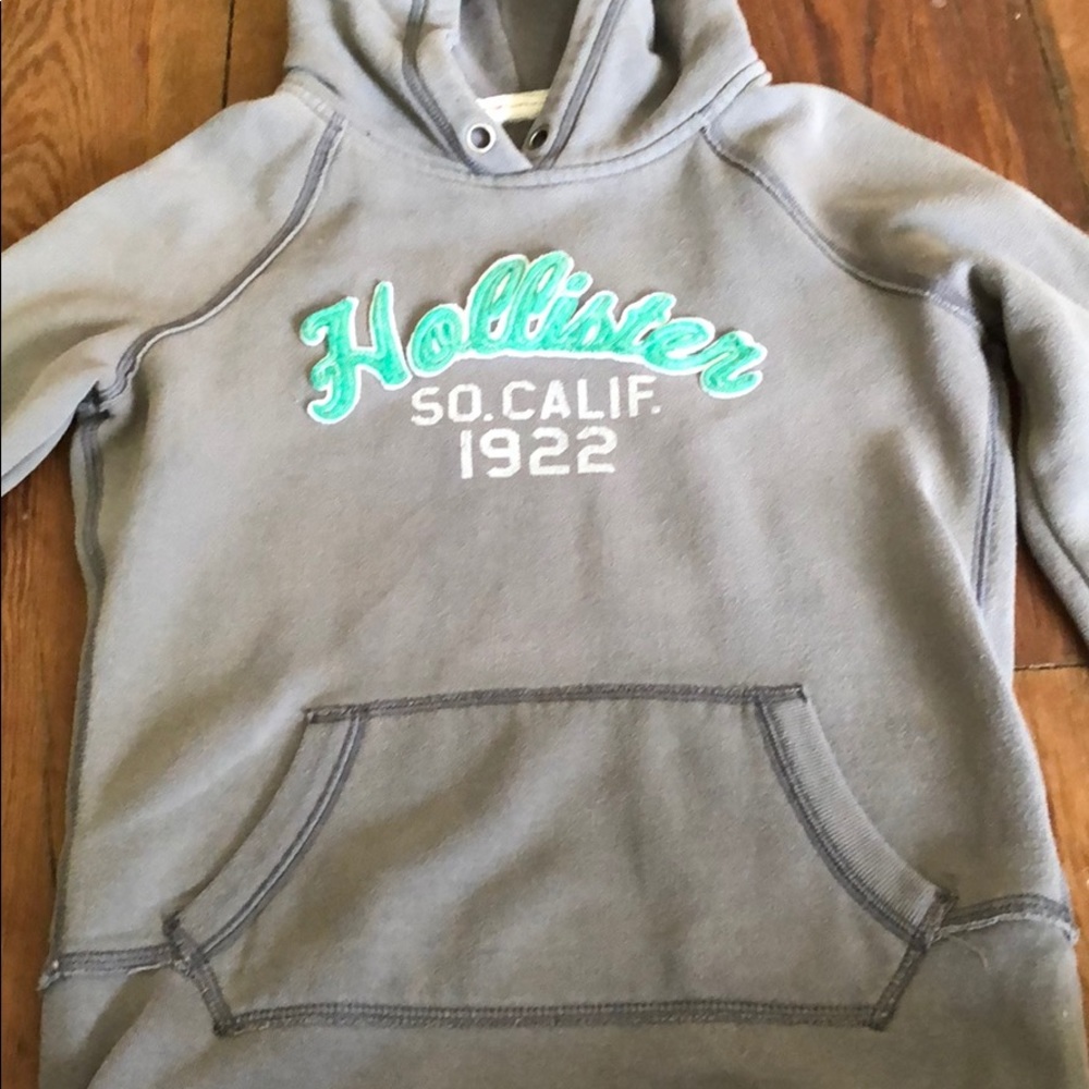 Gray hollister hoodie size medium